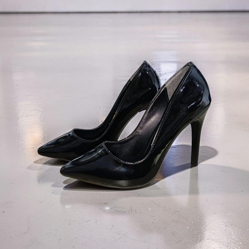 Miss Lotus Siyah Rugan Sivri Burun Stiletto