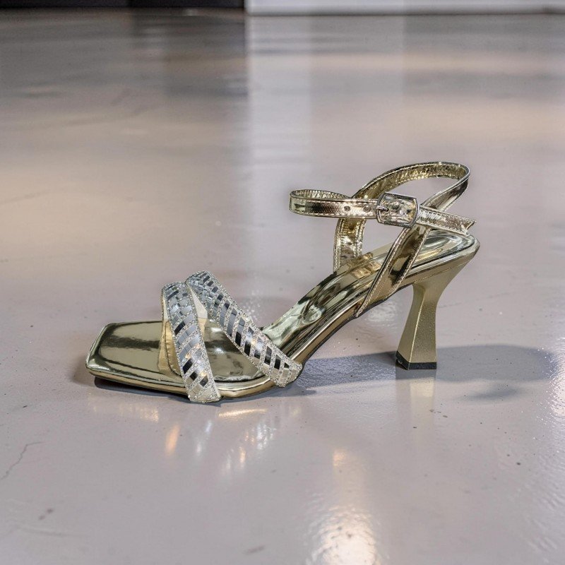 Kadın Altın Aynalı Taşlı Abiye Sandalet