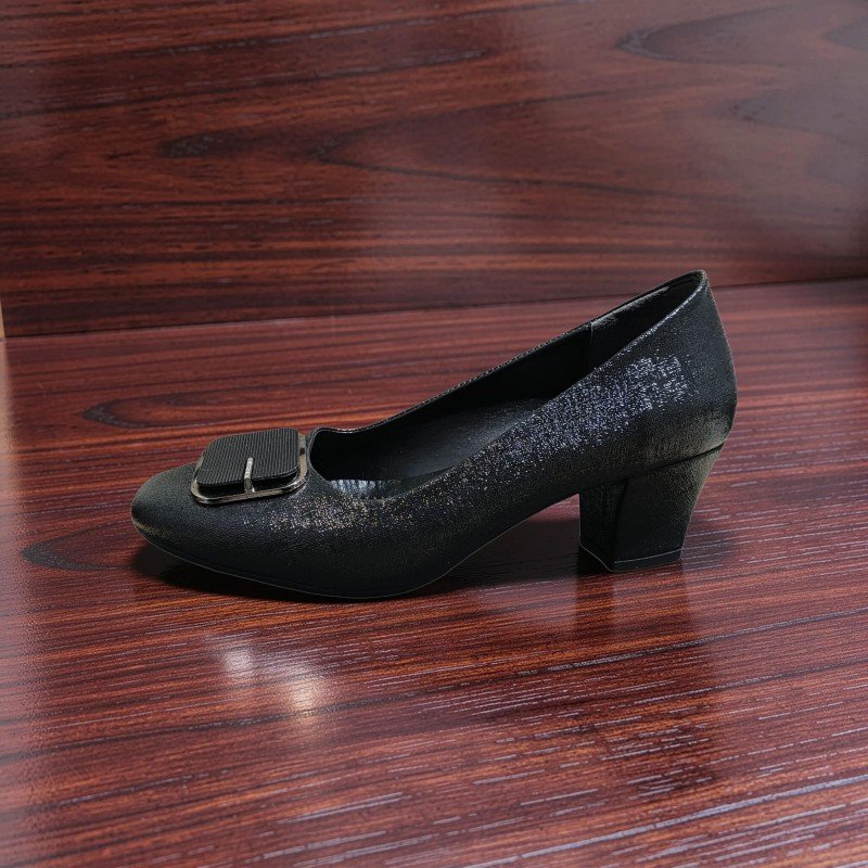 DeLario Siyah Işıltılı Toka Detaylı Kadın Topuklu Ayakkabı