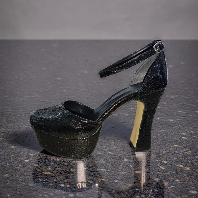 Siyah Parlak Dokulu Platform Topuklu Ayakkabı