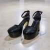 Siyah Parlak Dokulu Platform Topuklu Ayakkabı