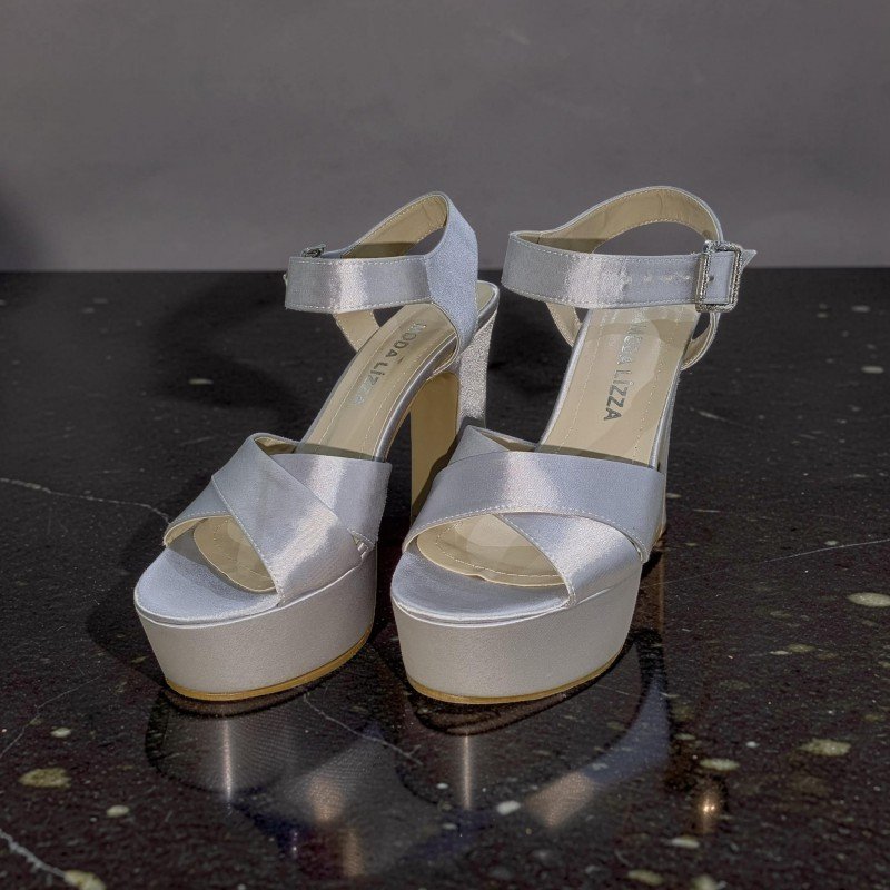 Moda Lizza Gümüş Saten Çapraz Bantlı Platform Topuklu Ayakkabı