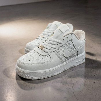 Air Force 1 "Embossed Basketball