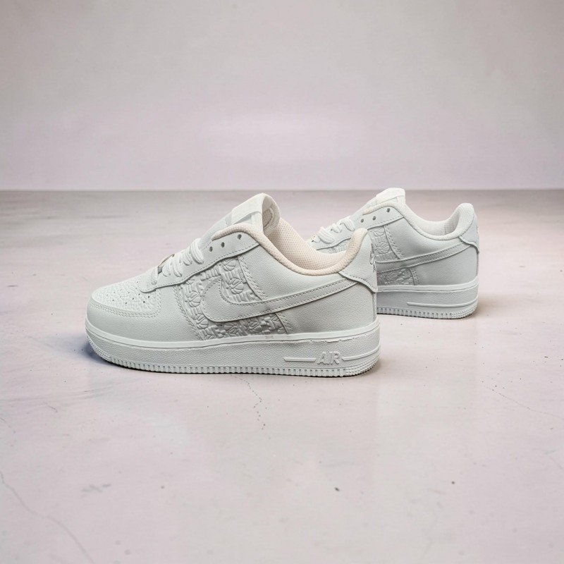 Air Force 1 "Embossed Basketball