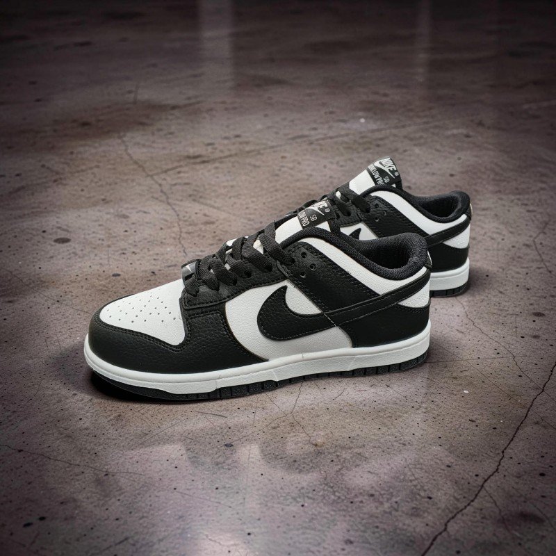 SB Dunk Low Pro - "Panda"