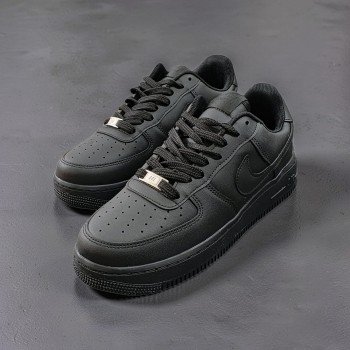 Air Force 1 Low - Triple Black