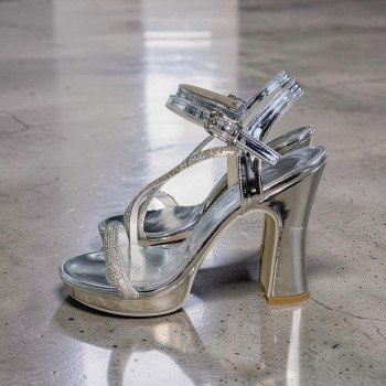 Gümüş Rengi Işıltılı Platform Topuklu Abiye Ayakkabı - Çok Şık!