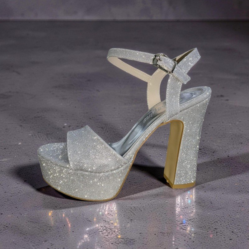 Yüksek Topuklu Gümüş Simli Sandalet