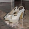 Şık Beyaz Platform Topuklu Sandalet
