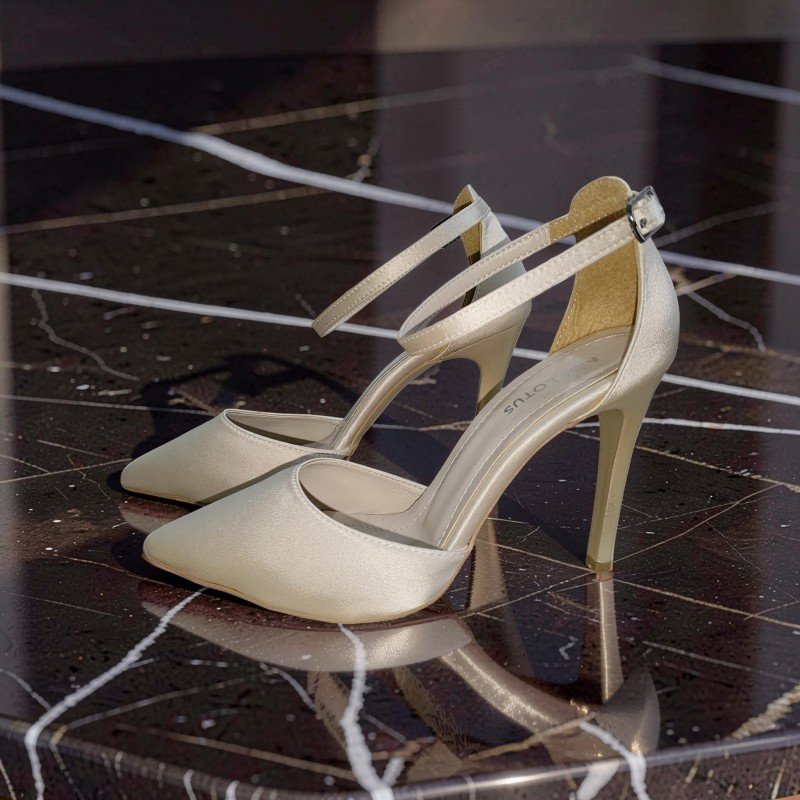 Miss Lotus Krem Saten İnce Yüksek Topuklu Stiletto